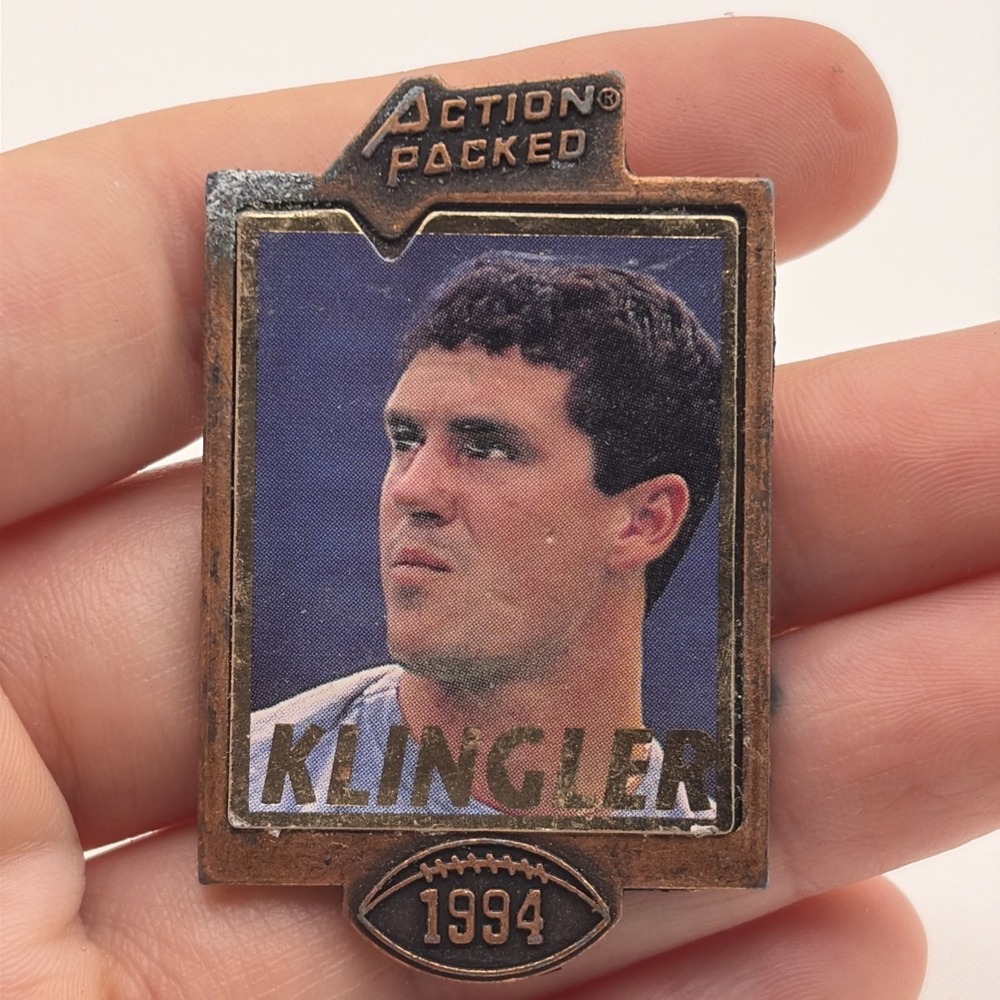 Action Packed David Klingler Cincinnati Bengals NFL Football Lapel Hat Pin